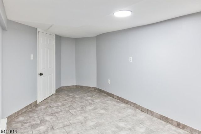 20 Edwin Pl, Newark City, NJ 07112