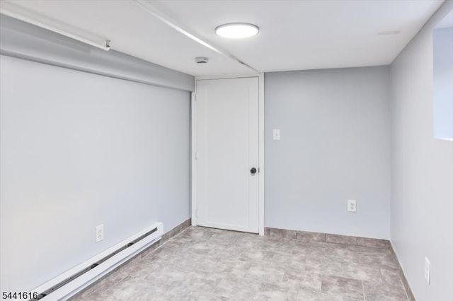 20 Edwin Pl, Newark City, NJ 07112