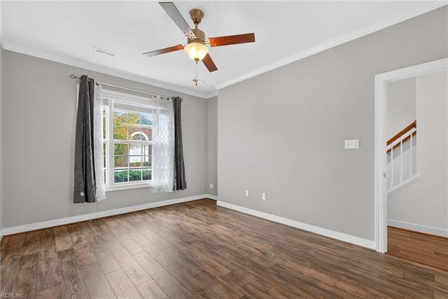 4907 Settlers Market BLVD, Williamsburg, VA 23188