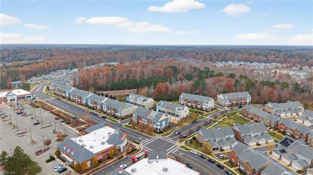 4907 Settlers Market BLVD, Williamsburg, VA 23188