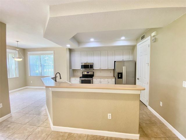 7911 NW 128th Lane 11-c, Parkland, FL 33076