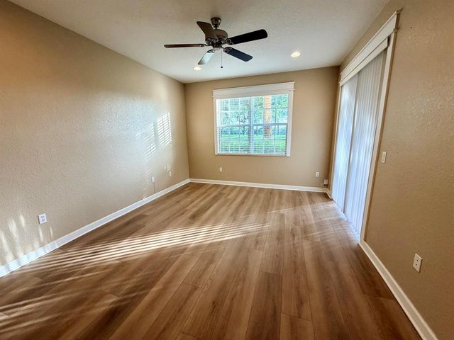7911 NW 128th Lane 11-c, Parkland, FL 33076