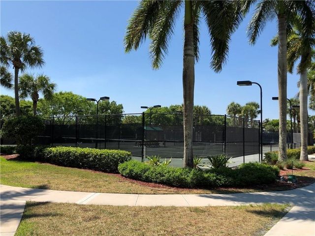 7911 NW 128th Lane 11-c, Parkland, FL 33076