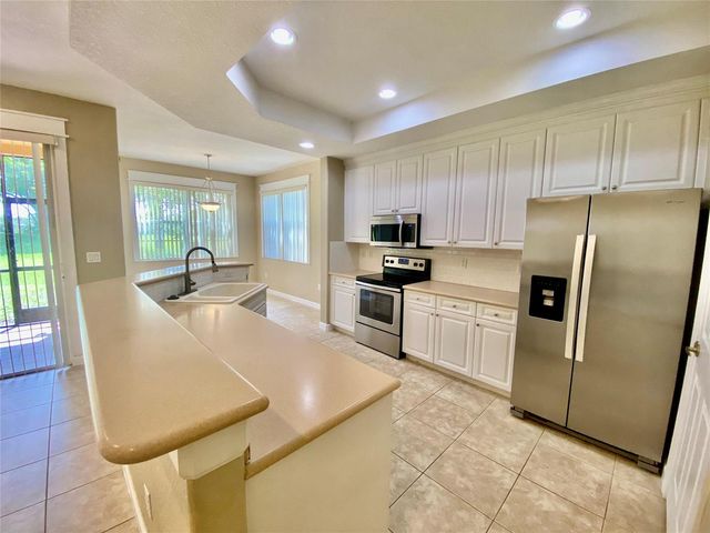 7911 NW 128th Lane 11-c, Parkland, FL 33076