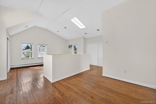 87 8th Avenue, Huntington Station, NY 11746