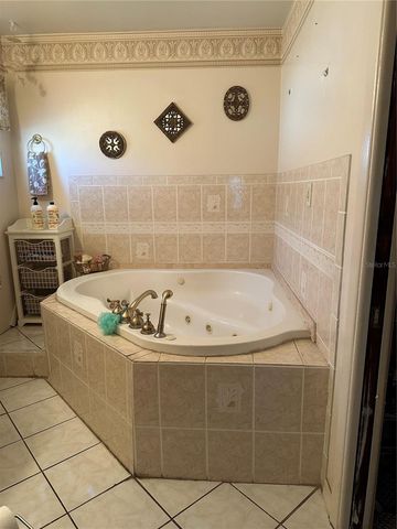 1427 AMY CIRCLE, Spring Hill, FL 34606