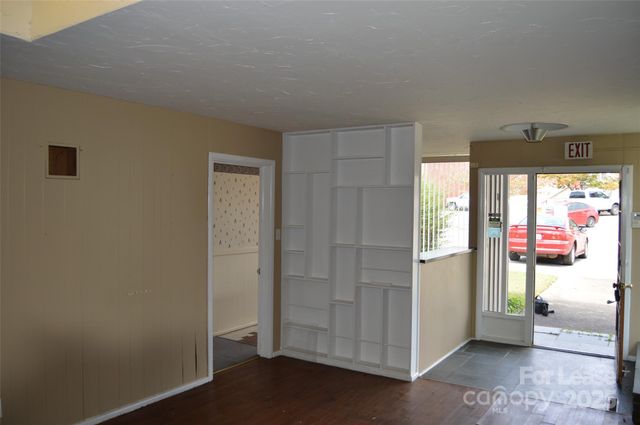 120 S Tradd Street, Statesville, NC 28677