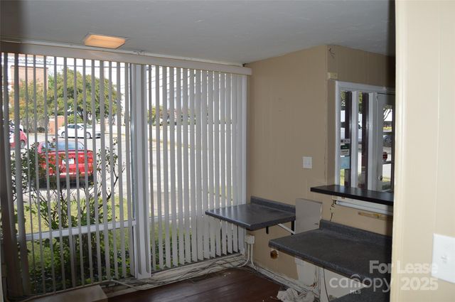 120 S Tradd Street, Statesville, NC 28677