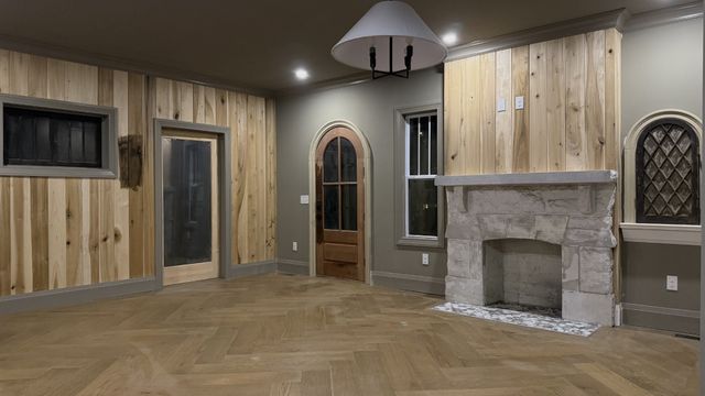 1313 Riverside Dr, Nashville, TN 37206