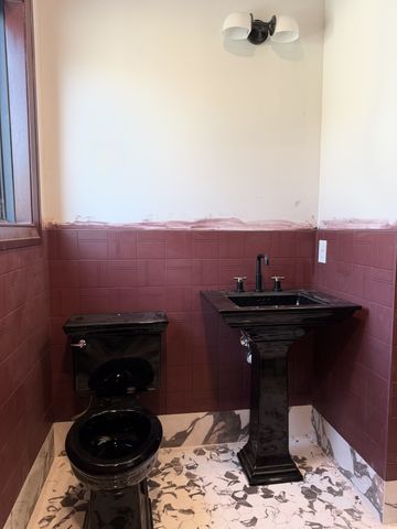 1313 Riverside Dr, Nashville, TN 37206