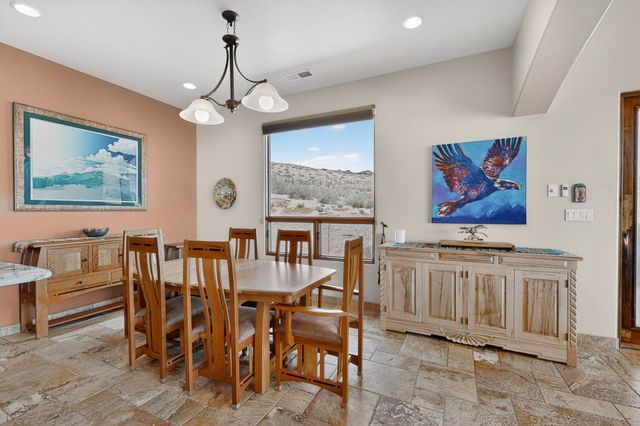 192 Camino Rayo Del Sol, Corrales, NM 87048