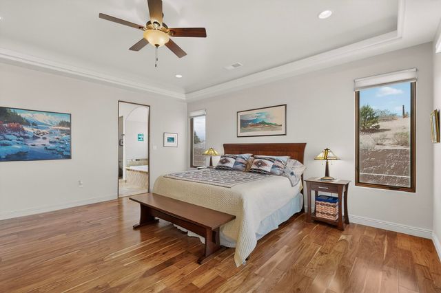 192 Camino Rayo Del Sol, Corrales, NM 87048