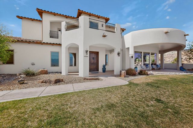 192 Camino Rayo Del Sol, Corrales, NM 87048