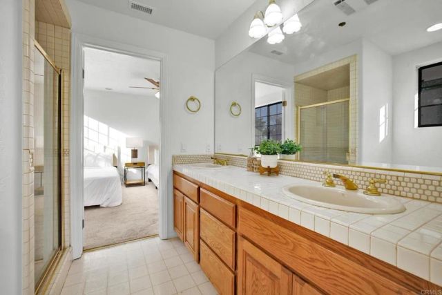 21245 OLD OAK RD, Alpine, CA 91901