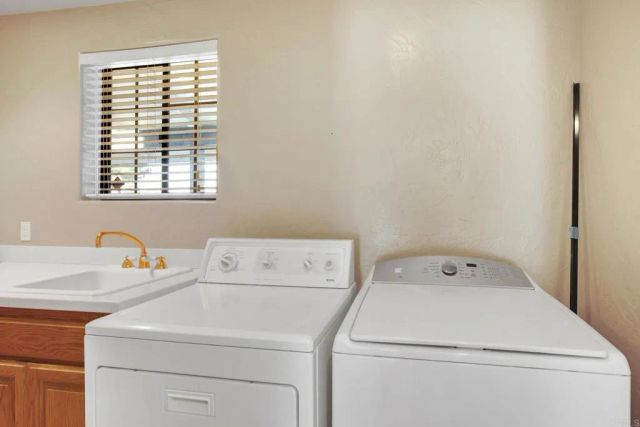 21245 OLD OAK RD, Alpine, CA 91901