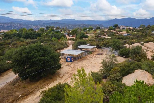 21245 OLD OAK RD, Alpine, CA 91901