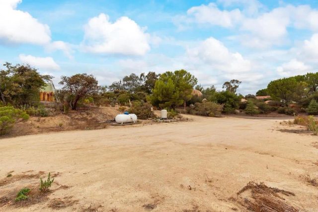 21245 OLD OAK RD, Alpine, CA 91901