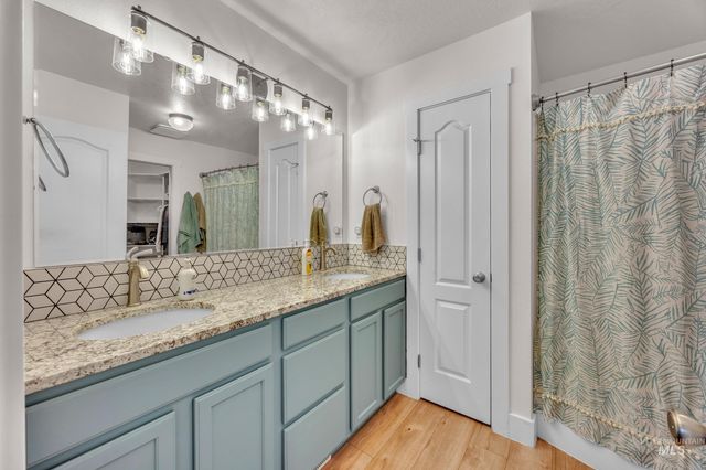 6280 S Solar Way, Boise, ID 83709