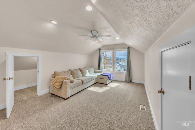 6280 S Solar Way, Boise, ID 83709