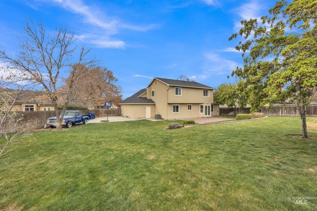 6280 S Solar Way, Boise, ID 83709