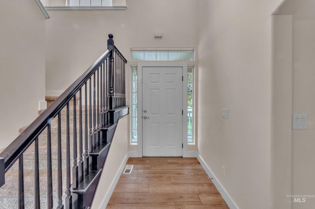 6280 S Solar Way, Boise, ID 83709