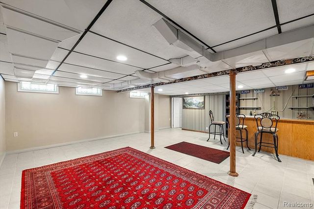 2226 Drexel Street, Dearborn, MI 48128