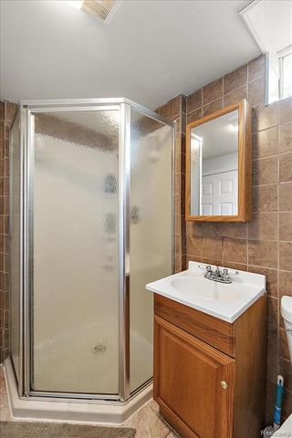 2226 Drexel Street, Dearborn, MI 48128