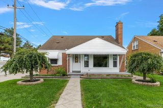 2226 Drexel Street, Dearborn, MI 48128