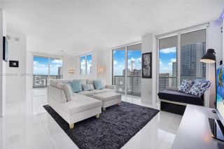 253 NE 2nd Street 3302, Miami, FL 33132