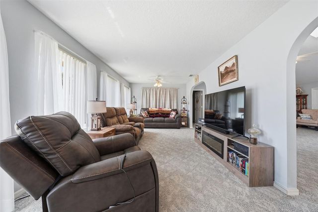 6492 SW 84TH STREET, Ocala, FL 34476