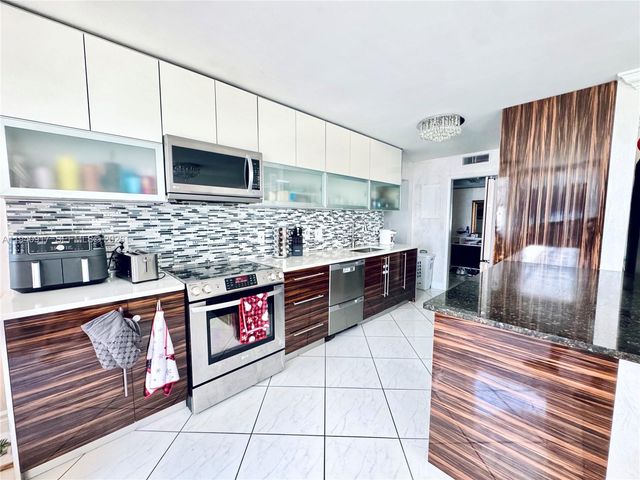 1920 S Ocean Dr 6A, Hallandale Beach, FL 33009