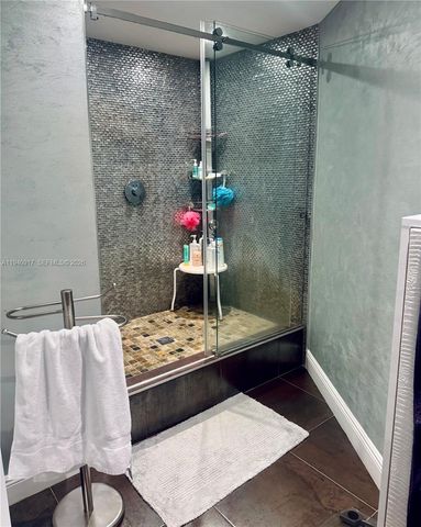 1920 S Ocean Dr 6A, Hallandale Beach, FL 33009