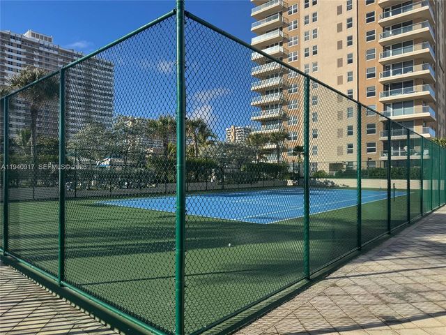 1920 S Ocean Dr 6A, Hallandale Beach, FL 33009