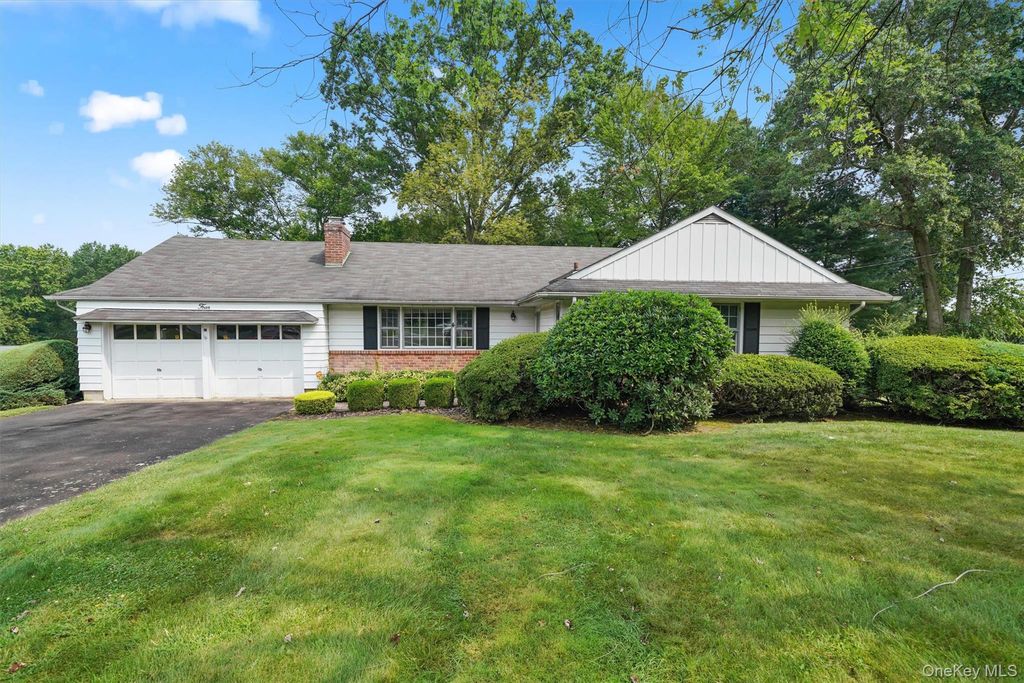 4 Lombardi Drive, New City, NY 10956