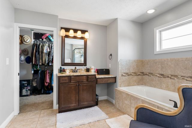 9075 Lantern Lane, Lafayette, IN 47909