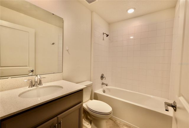 965 LAUREL VIEW WAY, Groveland, FL 34736