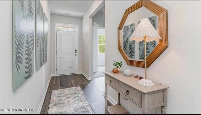 8225 Bankhead Drive, Olive Branch, MS 38654