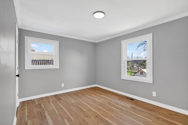 350 N 3rd St, Pulaski, TN 38478