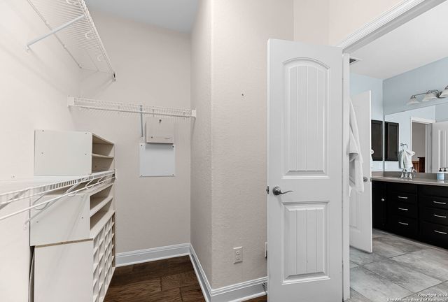 1176 LEGACY DR, New Braunfels, TX 78130