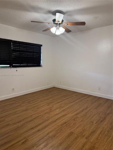 3246 N Pine Island Road 101, Sunrise, FL 33351