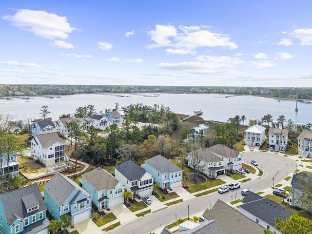 132 Low Tide Court, Charleston, SC 29492