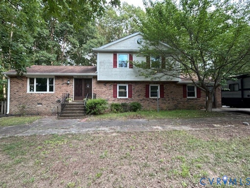 13303 Belspring Ct, Chester, VA 23831