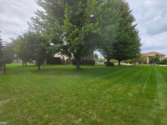 47630 Robins Nest Drive, Shelby Twp, MI 48315