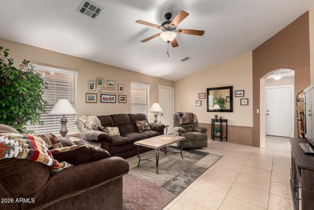 6880 E LUSH VISTA View, Florence, AZ 85132