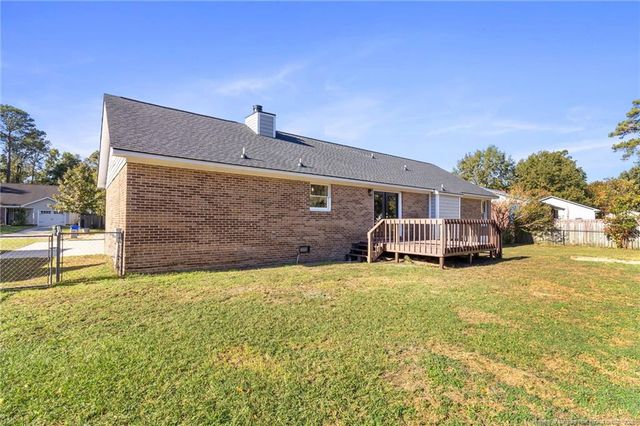 6935 Calamar Drive, Fayetteville, NC 28314