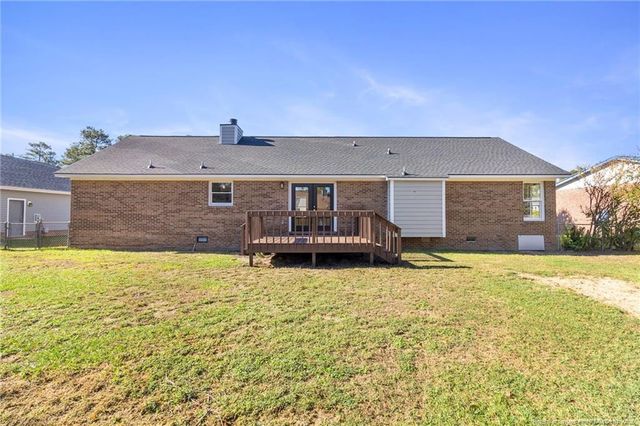6935 Calamar Drive, Fayetteville, NC 28314