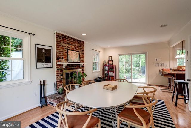 7525 CAYUGA AVE, Bethesda, MD 20817