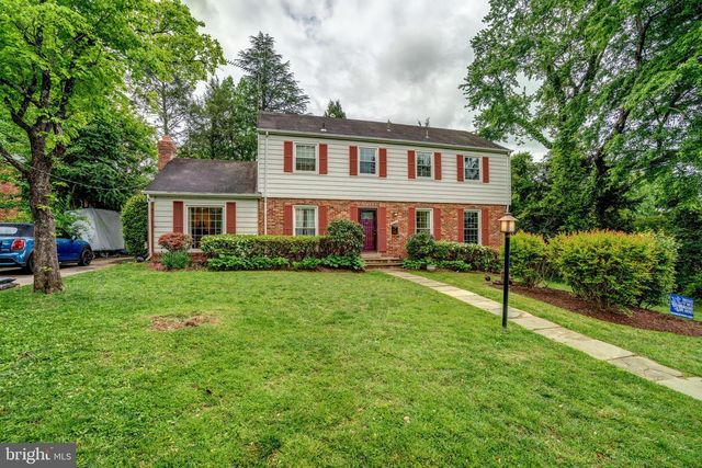7525 CAYUGA AVE, Bethesda, MD 20817