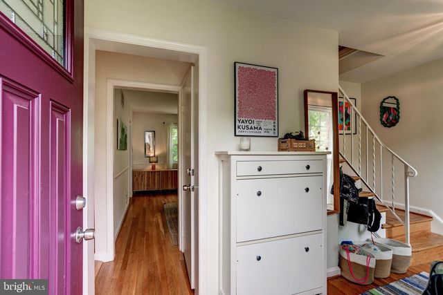 7525 CAYUGA AVE, Bethesda, MD 20817