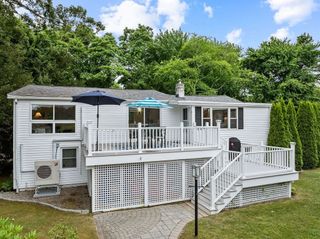 3 Mckinley St., Wareham, MA 02571